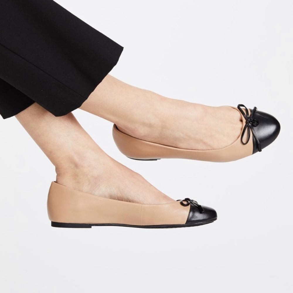 NWOT Michael Kors Melody Toe Cap Flats 7